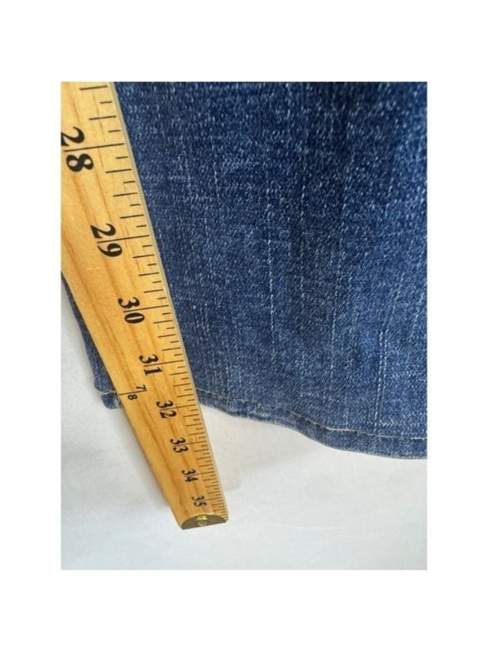True Religion Straight Leg Jeans Blue Wash Low Rise Women 32X32  USA 10572 - Picture 12 of 12